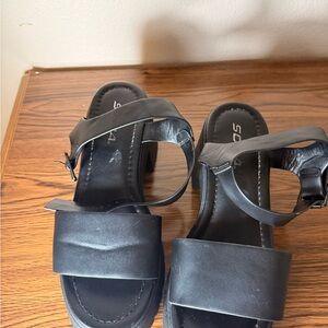 Soda Women's Black Strap Sandals